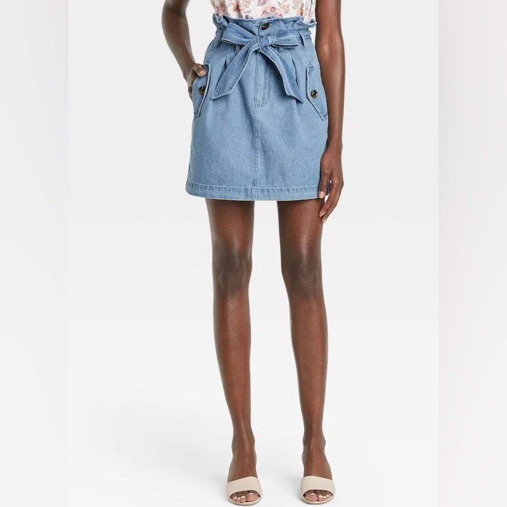 Who What Where, short denim skirt with tie, size 12